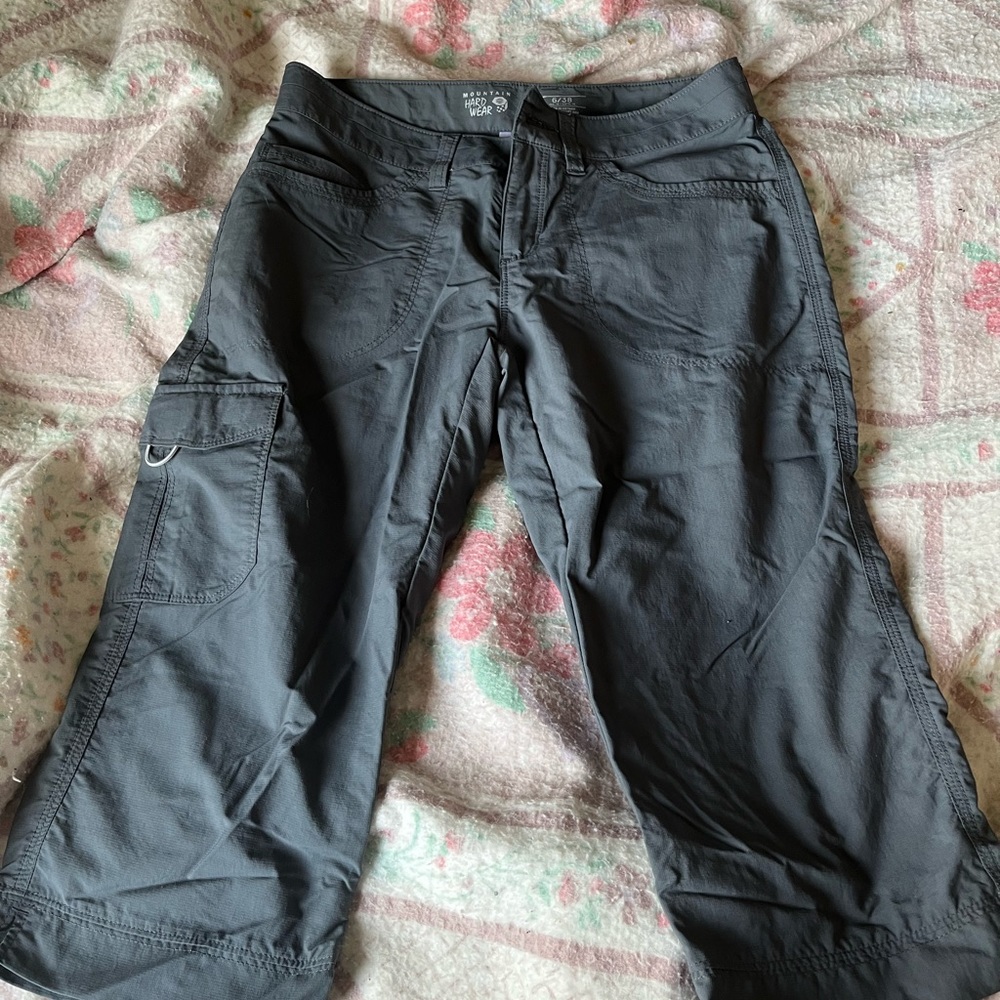 Mountain hardwear size 6